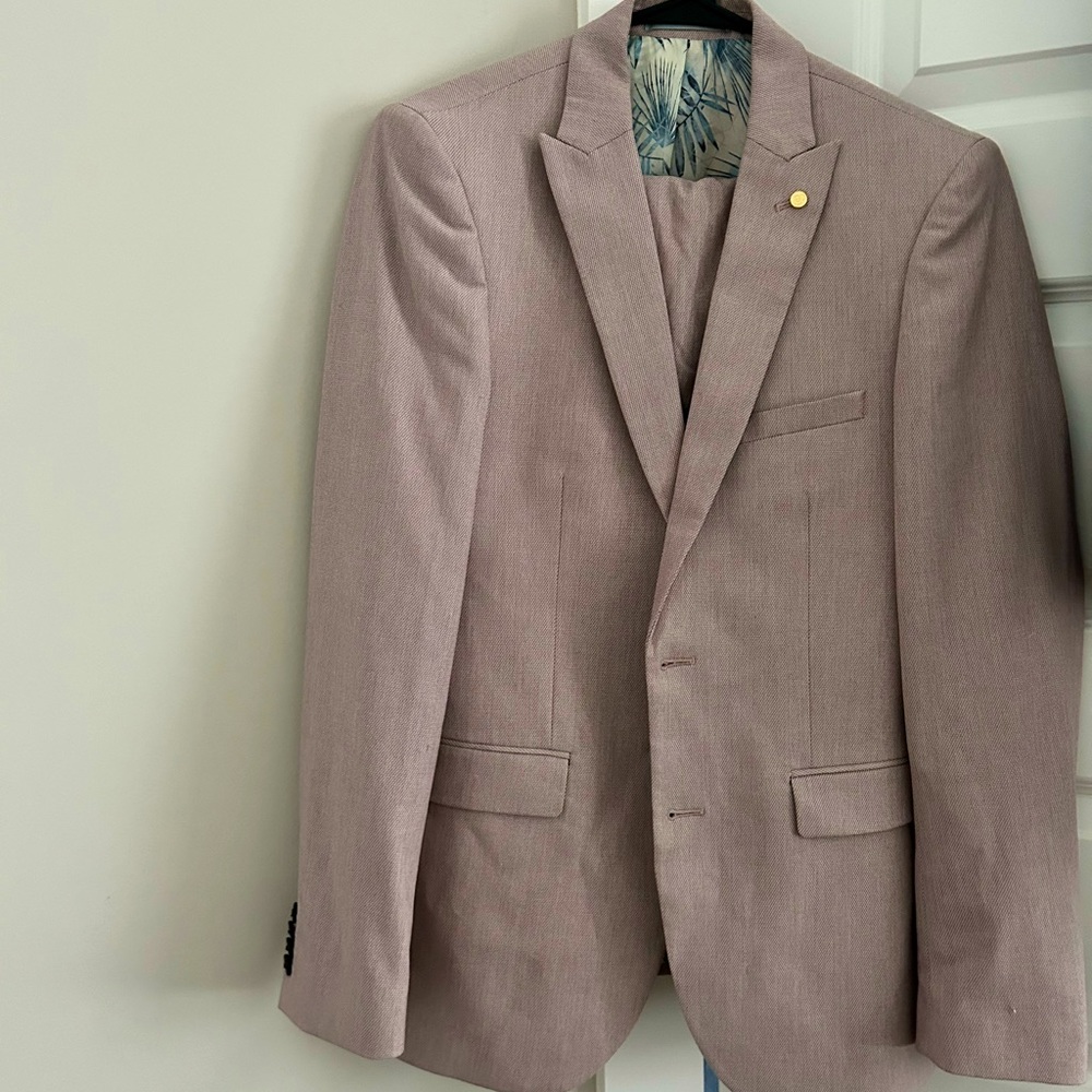 Burton Menswear London slim fit suit